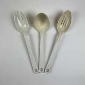 VTG Tailor Made White Plastic Kitchen Utensil Set of 3 Spoon, Ladle, Spoon Fork